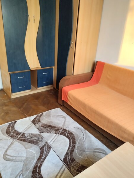 Giurgiului 164, M. Eroii Revolutiei, 20 min Piata Unirii cu STB, comision 0